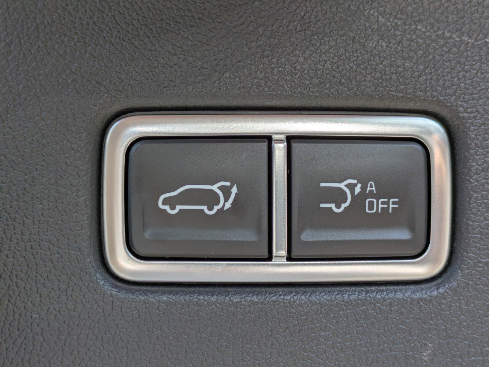 Certified 2025 Kia Sorento EX FWD image 11