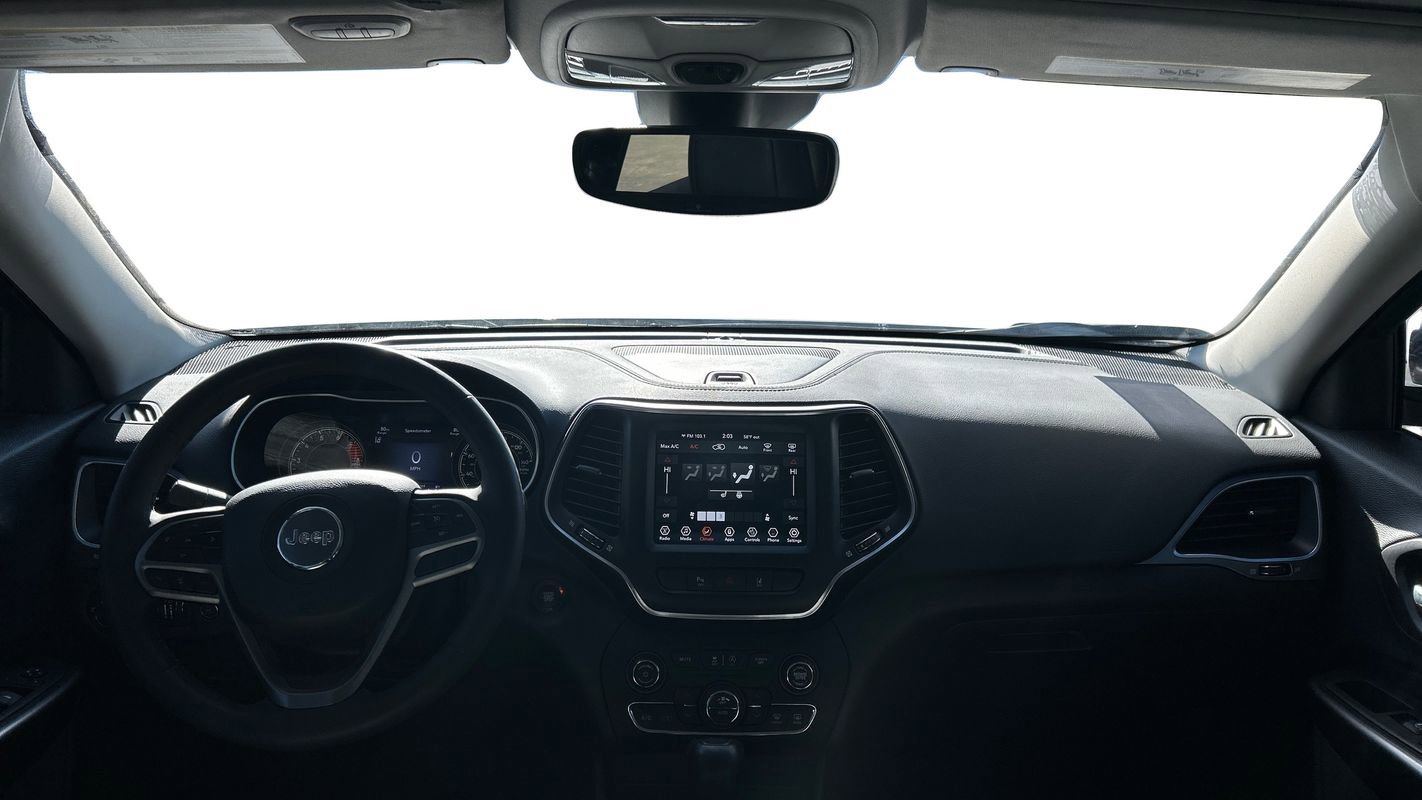 Used 2021 Jeep Cherokee Latitude Lux w/ Comfort/Convenience Group image 25