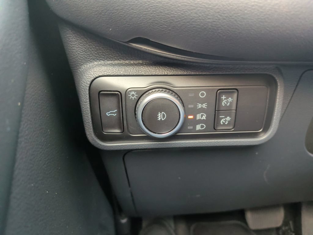 Used 2025 Ford Explorer ST AWD/4WD image 27