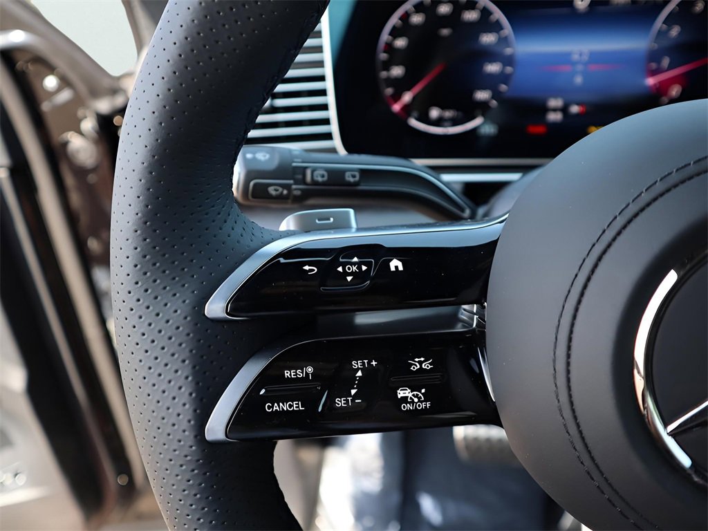 New 2026 Mercedes-Benz GLS 580 4MATIC image 38