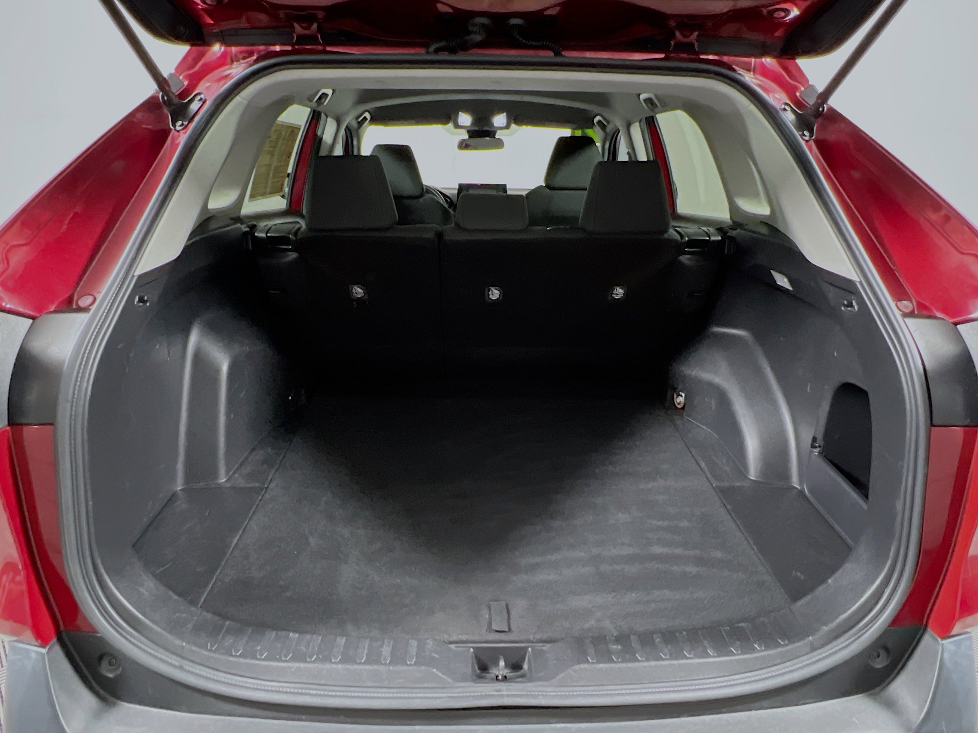 Used 2021 Toyota RAV4 LE image 34