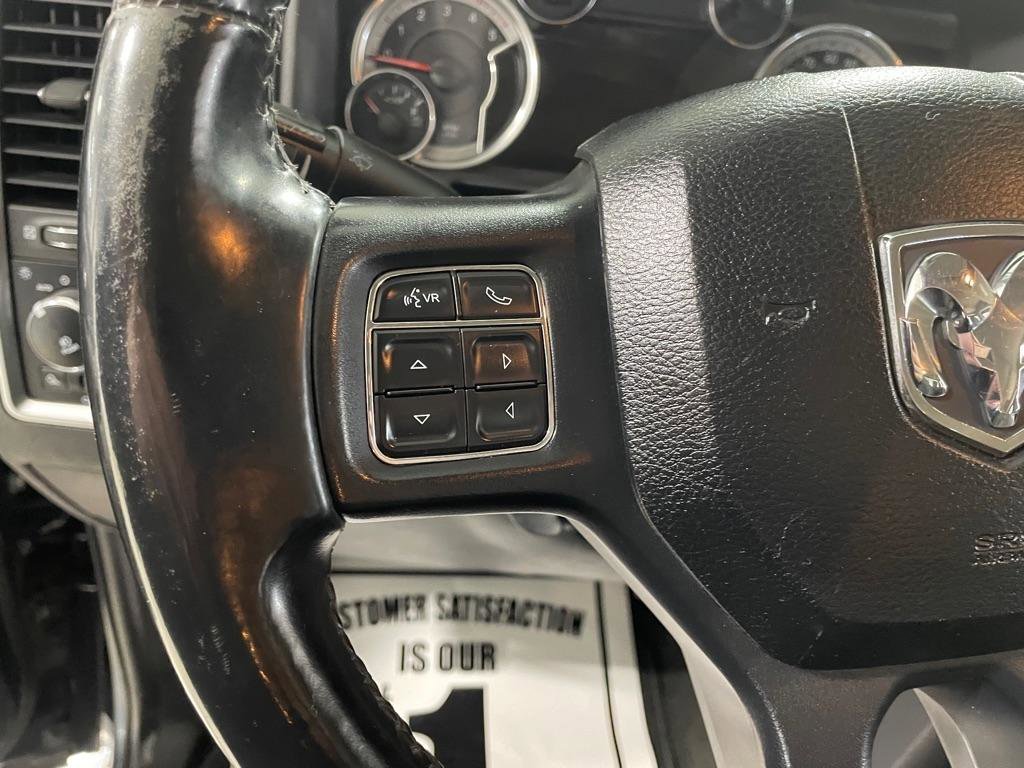 Used 2015 RAM 1500 Classic SLT w/ SLT Plus D￩cor Group image 31