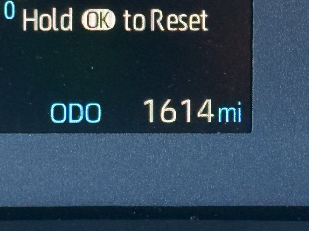 Used 2025 Toyota Corolla LE image 3