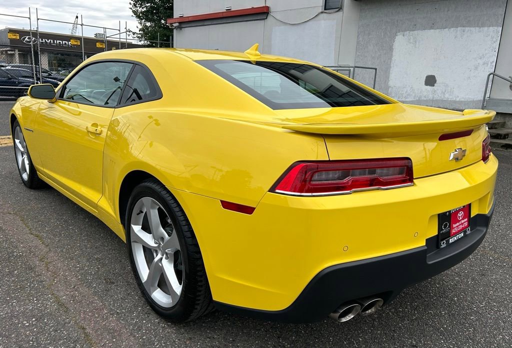 Used 2015 Chevrolet Camaro LT w/ RS Package RWD image 7
