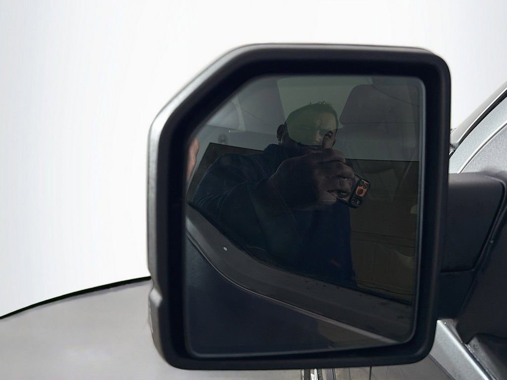 Used 2020 Ford F150 Lariat image 26