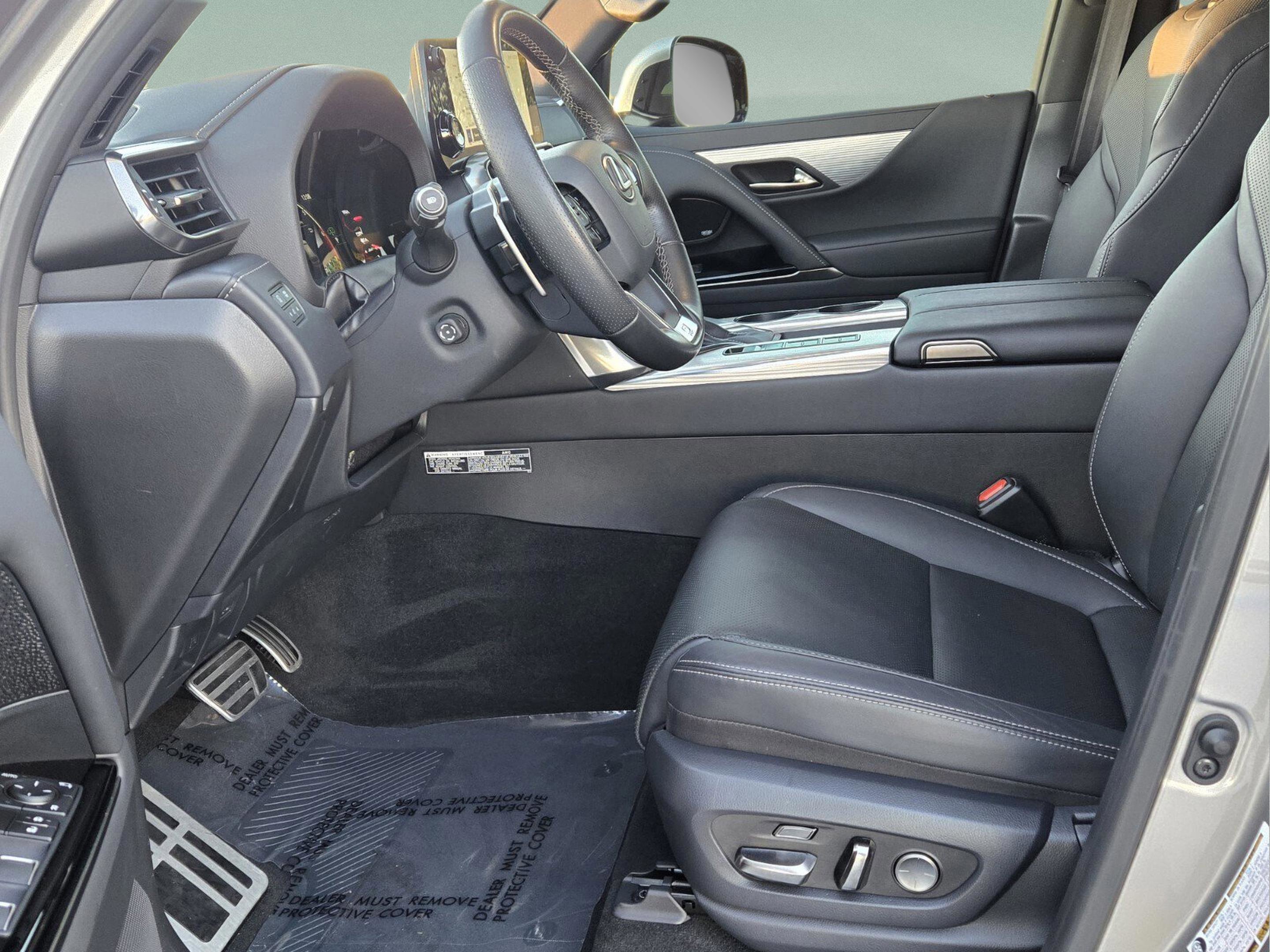 Certified 2024 Lexus LX 600 F Sport image 9