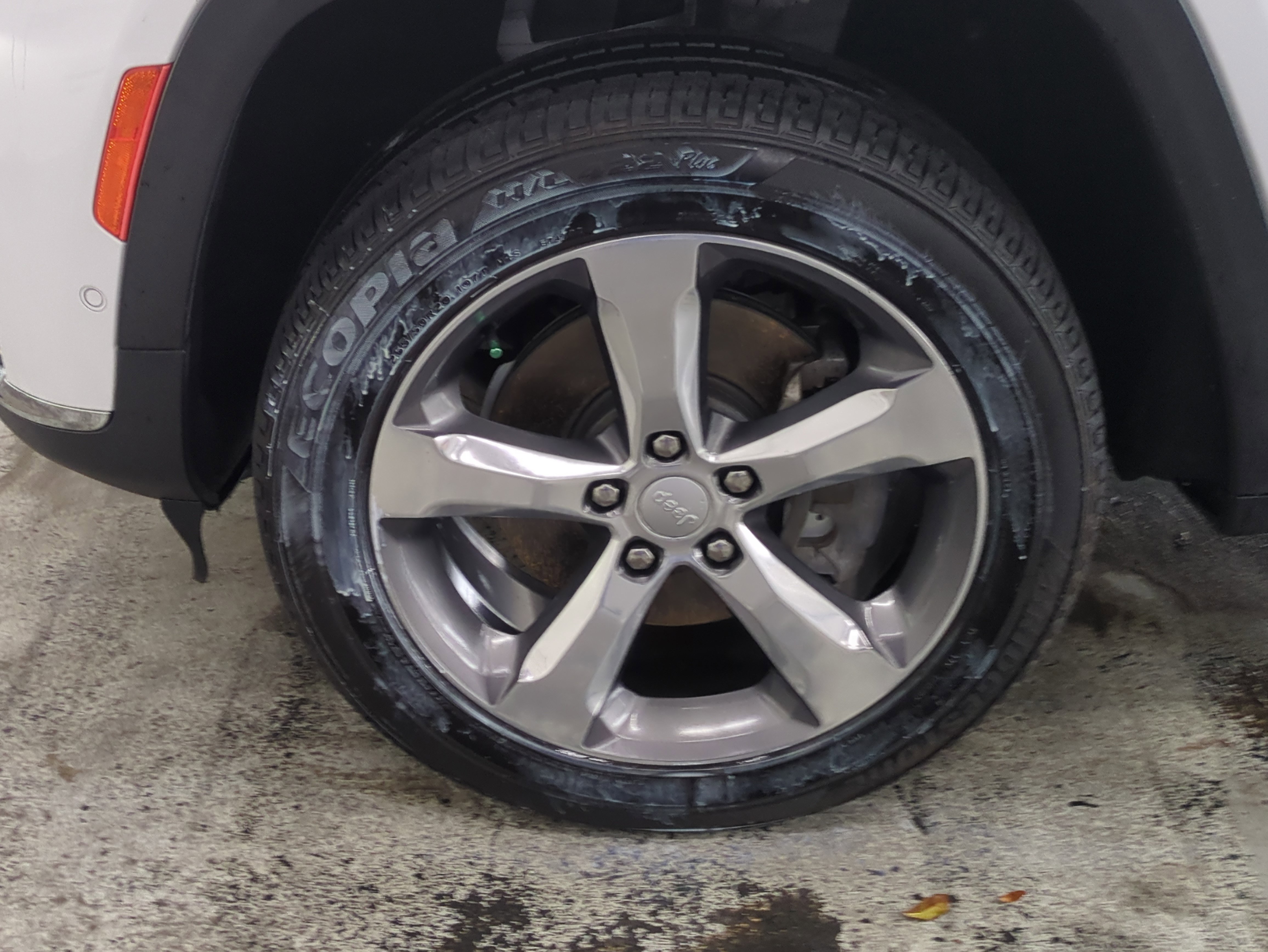 Certified 2021 Jeep Grand Cherokee L Limited w/ Luxury Tech Group II image 11