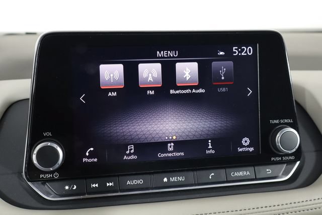 Used 2025 Nissan Rogue SV FWD image 29