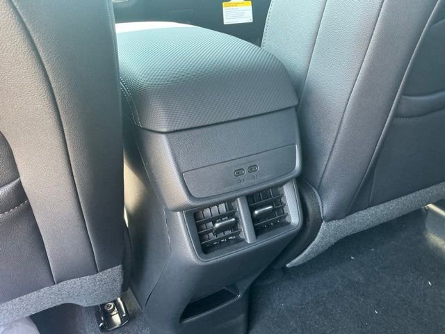 New 2026 Chevrolet Equinox LT w/ Convenience Package II image 34