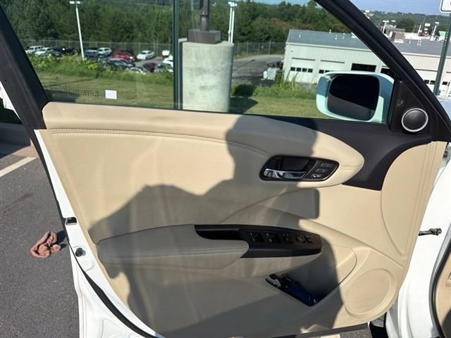 Used 2018 Acura RDX w/ Advance Package FWD image 9