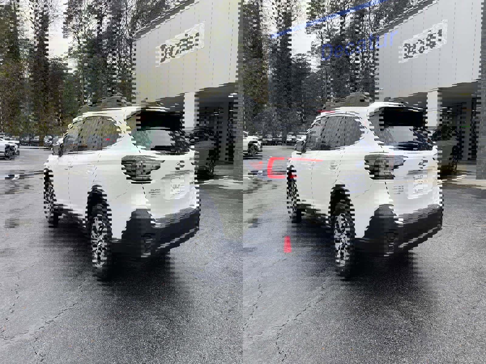 Certified 2022 Subaru Outback Premium image 3