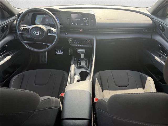 Certified 2025 Hyundai Elantra Sport image 14