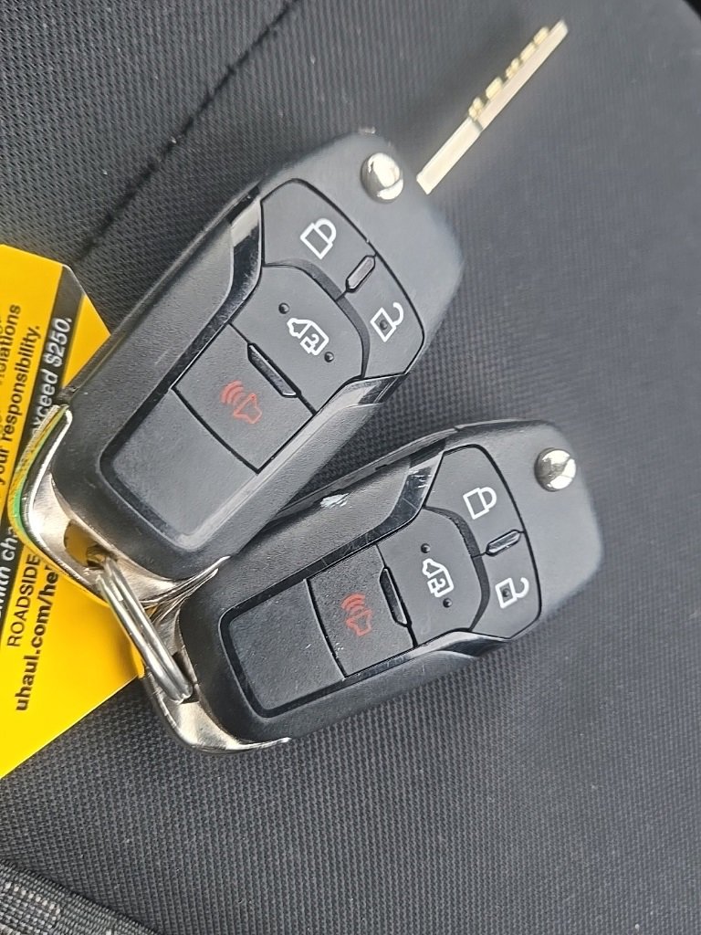 Used 2023 Ford Transit 250 Low Roof AWD w/ Exterior Upgrade Package image 37