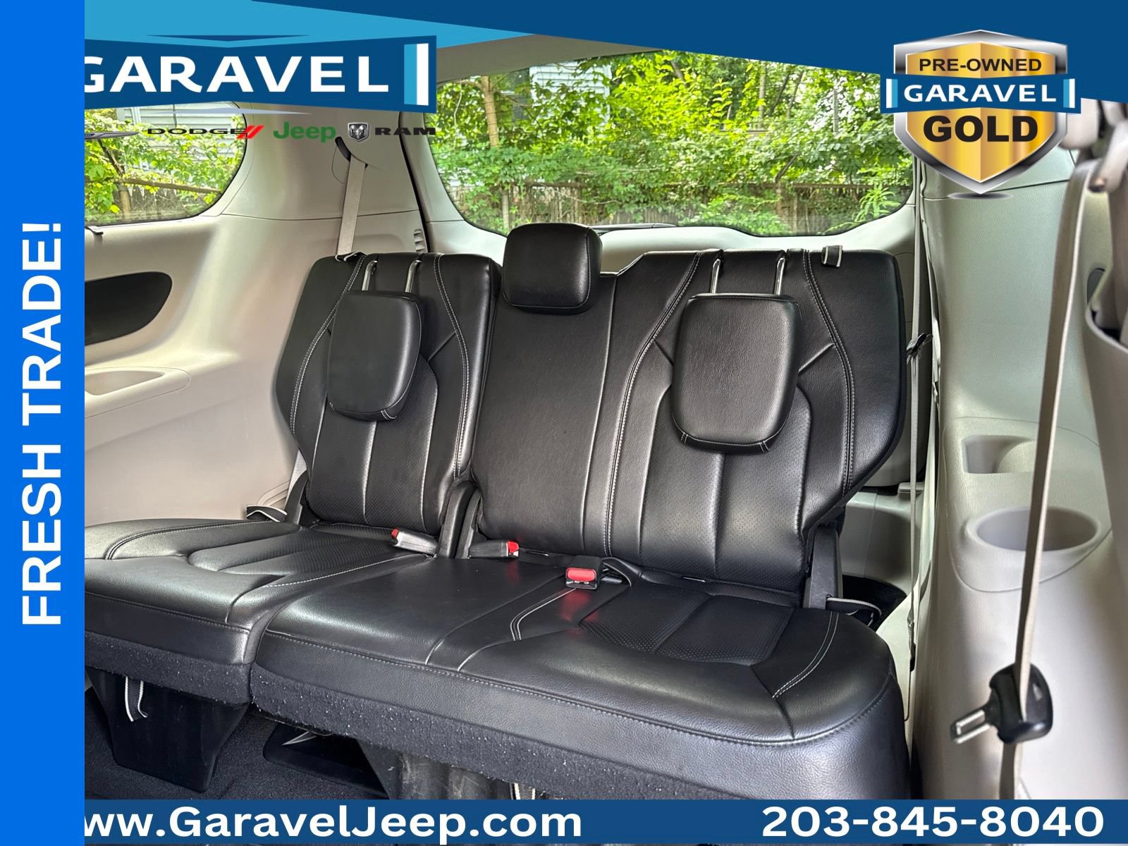 Used 2022 Chrysler Pacifica Touring-L FWD image 12