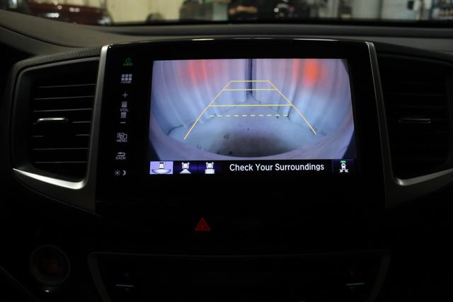 Used 2016 Honda Pilot Elite image 4