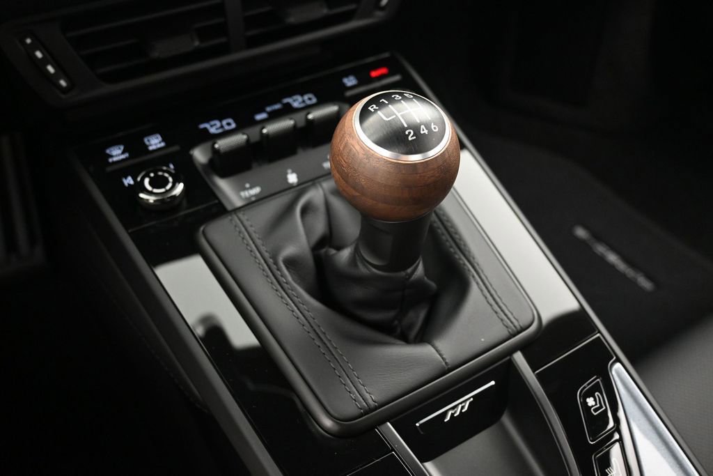 New 2026 Porsche 911 Carrera T RWD image 22