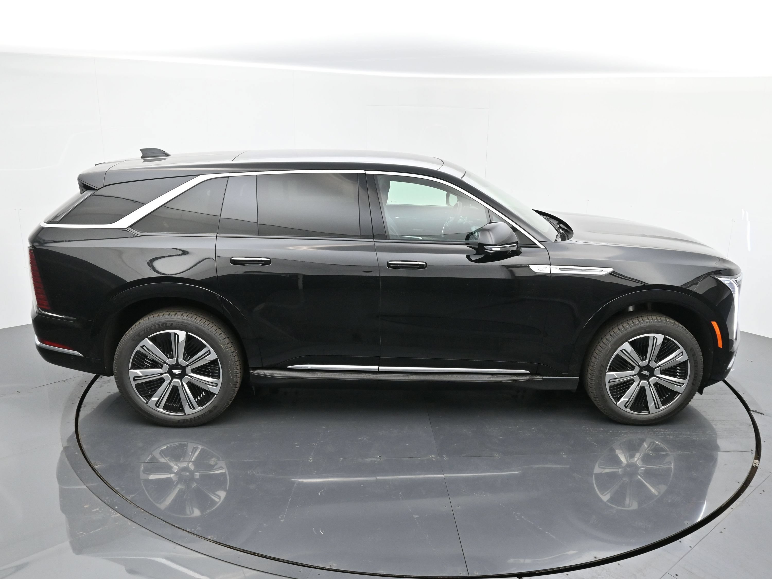 New 2025 Cadillac Escalade IQ Luxury 2 AWD/4WD image 28