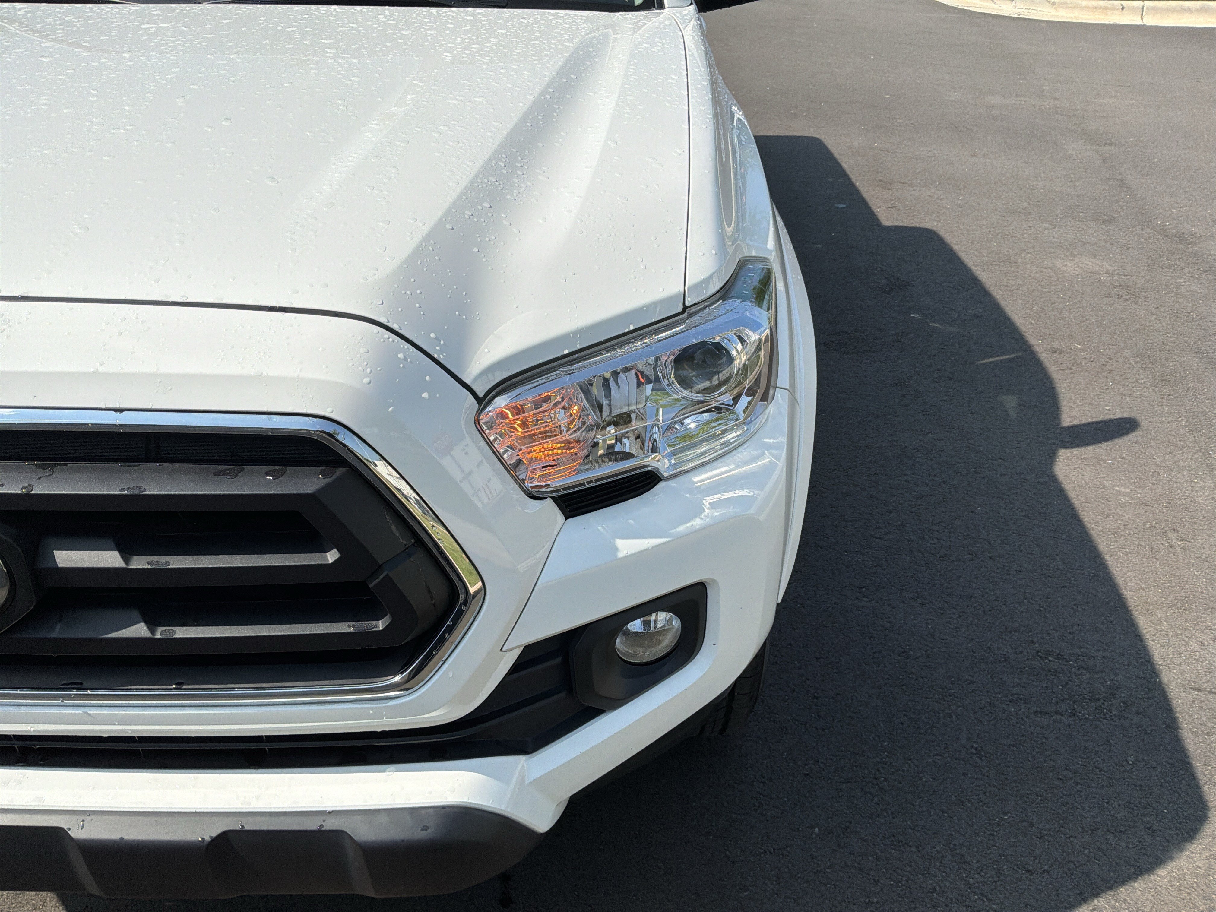 Used 2023 Toyota Tacoma SR5 w/ Technology Package RWD image 6