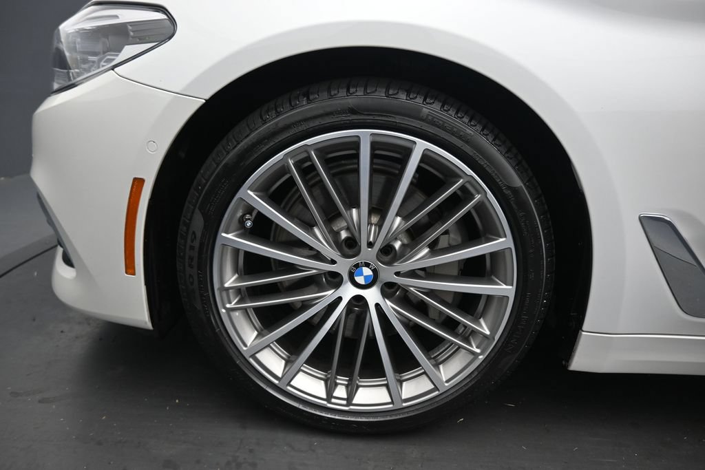 Used 2017 BMW 530i xDrive AWD/4WD image 58