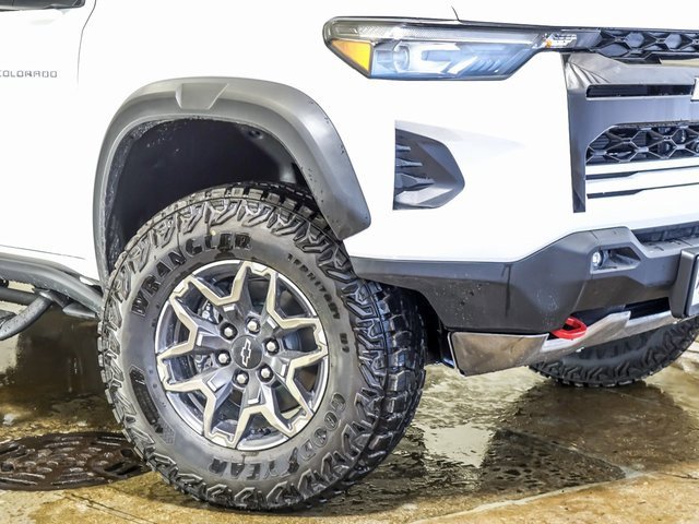 New 2026 Chevrolet Colorado ZR2 w/ Technology Package image 4