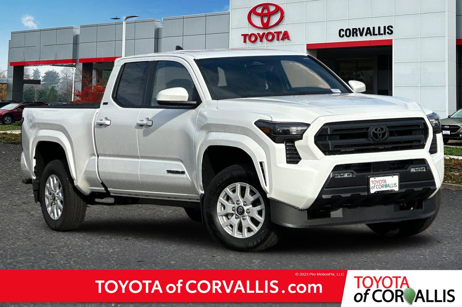 New 2025 Toyota Tacoma SR5