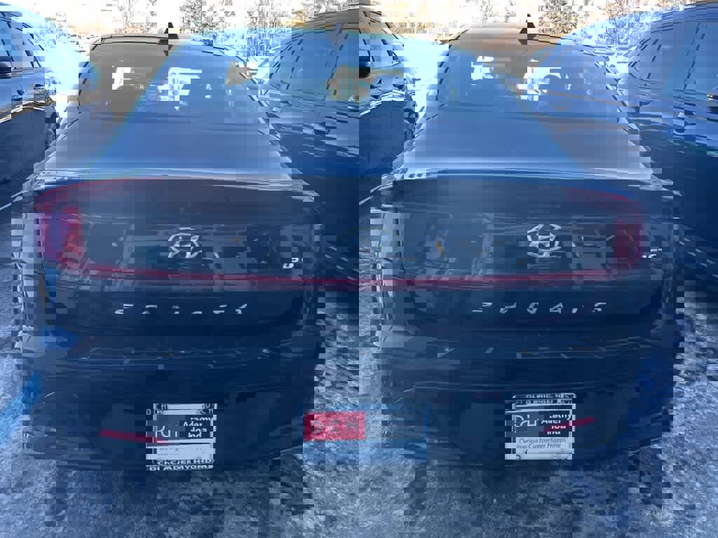 Used 2023 Hyundai Sonata SEL Plus w/ Preferred Accessory Package image 9