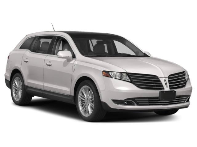 Used 2019 Lincoln MKT AWD image 6