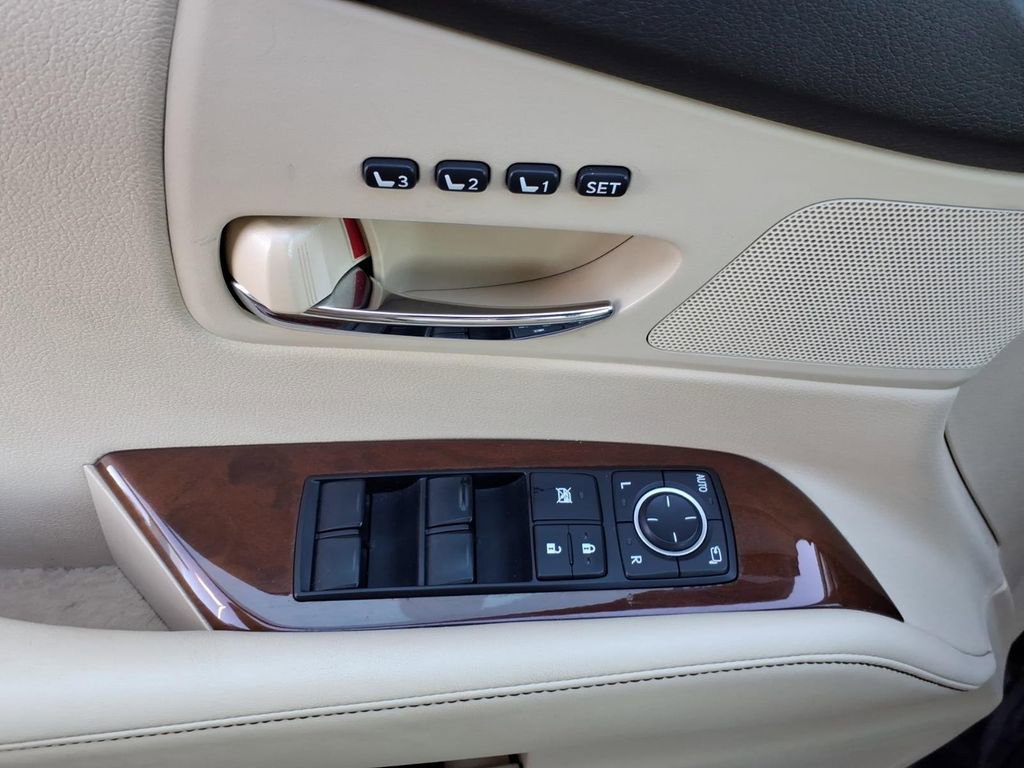 Used 2013 Lexus RX 350 AWD image 21