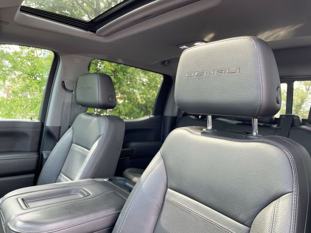 Used 2019 GMC Sierra 1500 Denali w/ Denali Ultimate Package AWD/4WD image 16