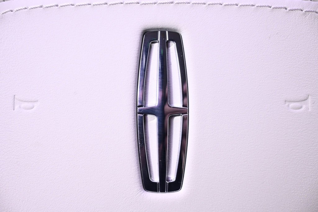 New 2026 Lincoln Nautilus Black Label image 32