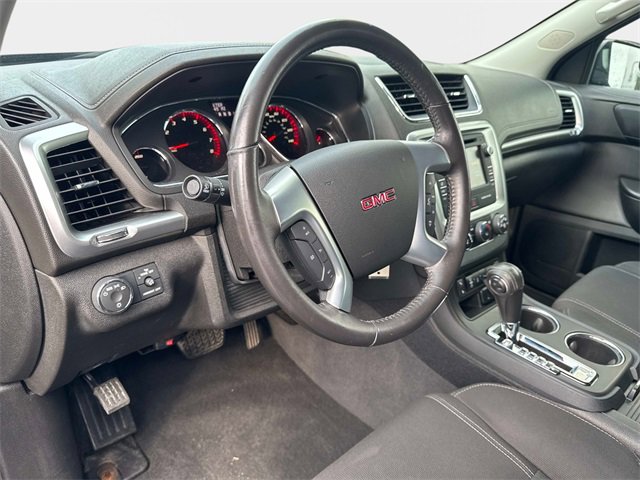 Used 2015 GMC Acadia SLE image 19