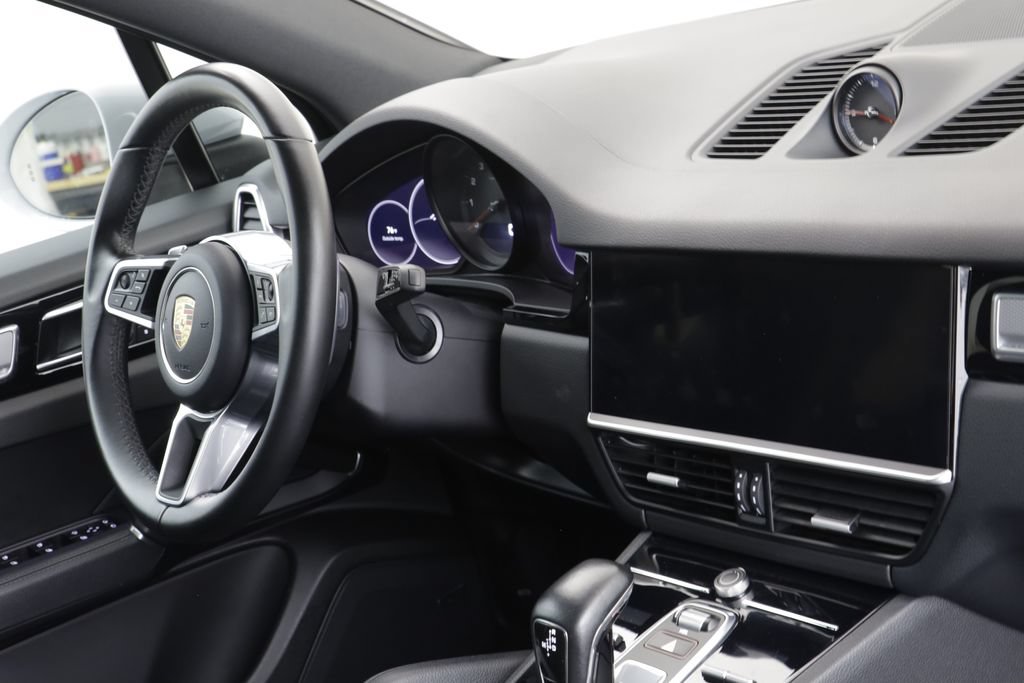 Used 2022 Porsche Cayenne Platinum Edition AWD/4WD image 22