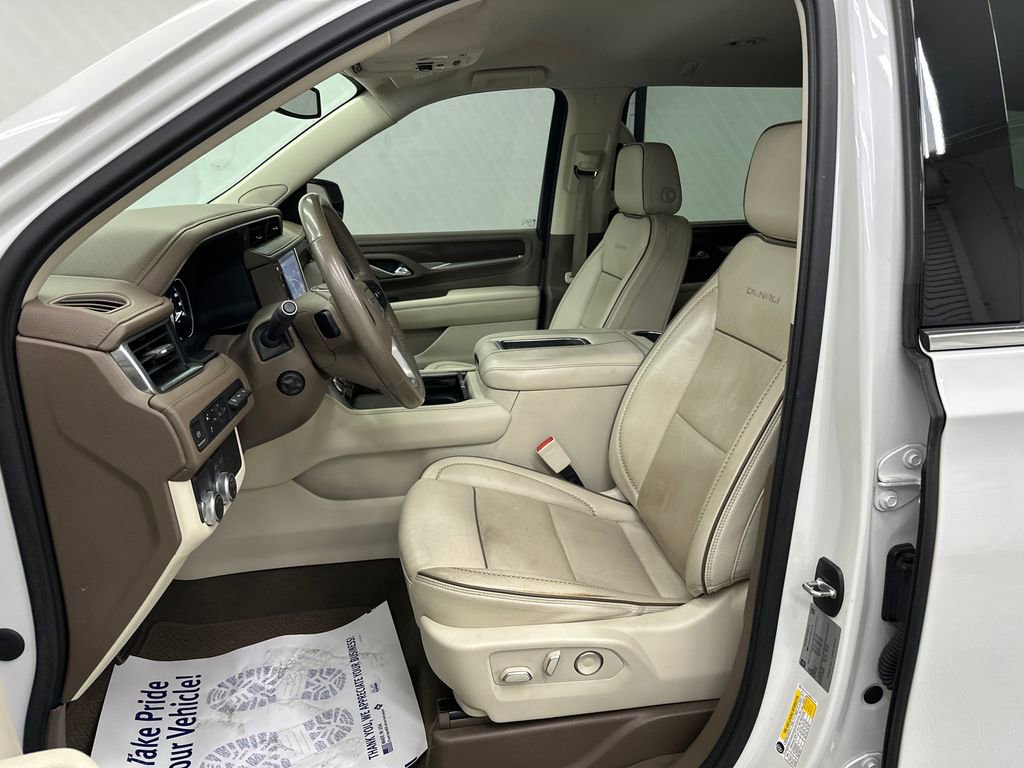 Used 2021 GMC Yukon XL Denali image 9