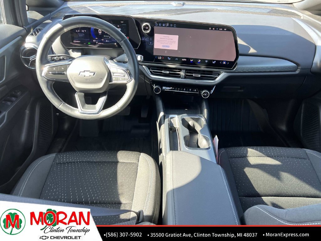 Certified 2025 Chevrolet Equinox EV LT w/ Comfort Package FWD image 15