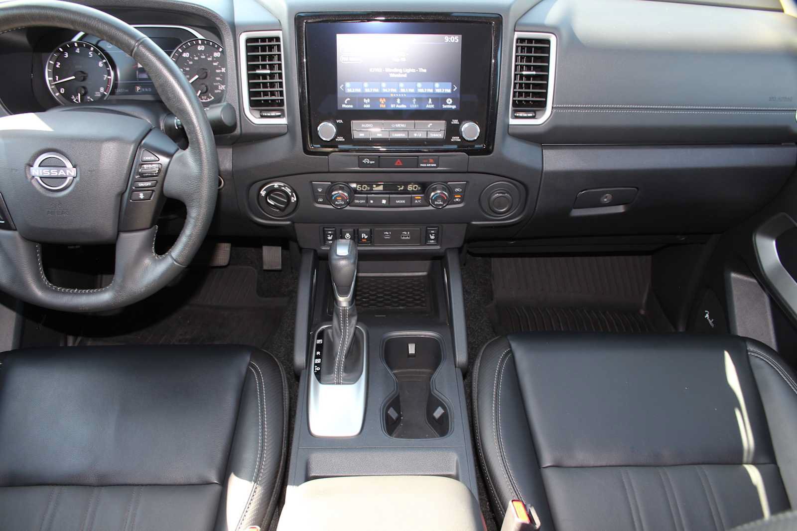 Used 2023 Nissan Frontier SV w/ SV Premium Package AWD/4WD image 31