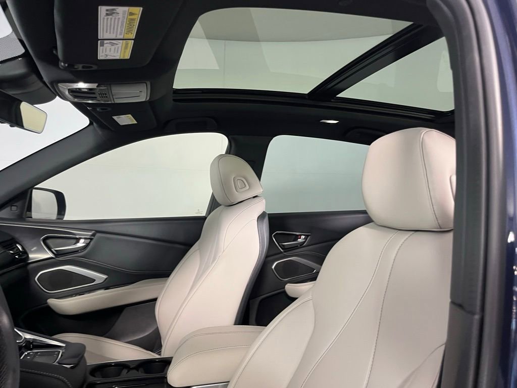 Used 2025 Acura RDX SH-AWD image 22