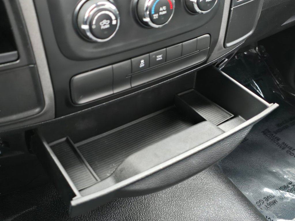 Used 2017 RAM 1500 ST RWD image 12