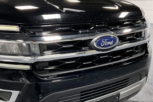 Used 2024 Ford Expedition Max Limited AWD/4WD image 30