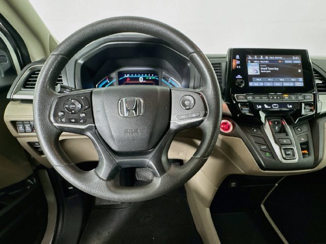 Used 2019 Honda Odyssey EX image 10