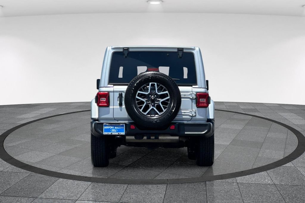 Used 2024 Jeep Wrangler Unlimited Sahara AWD/4WD image 6