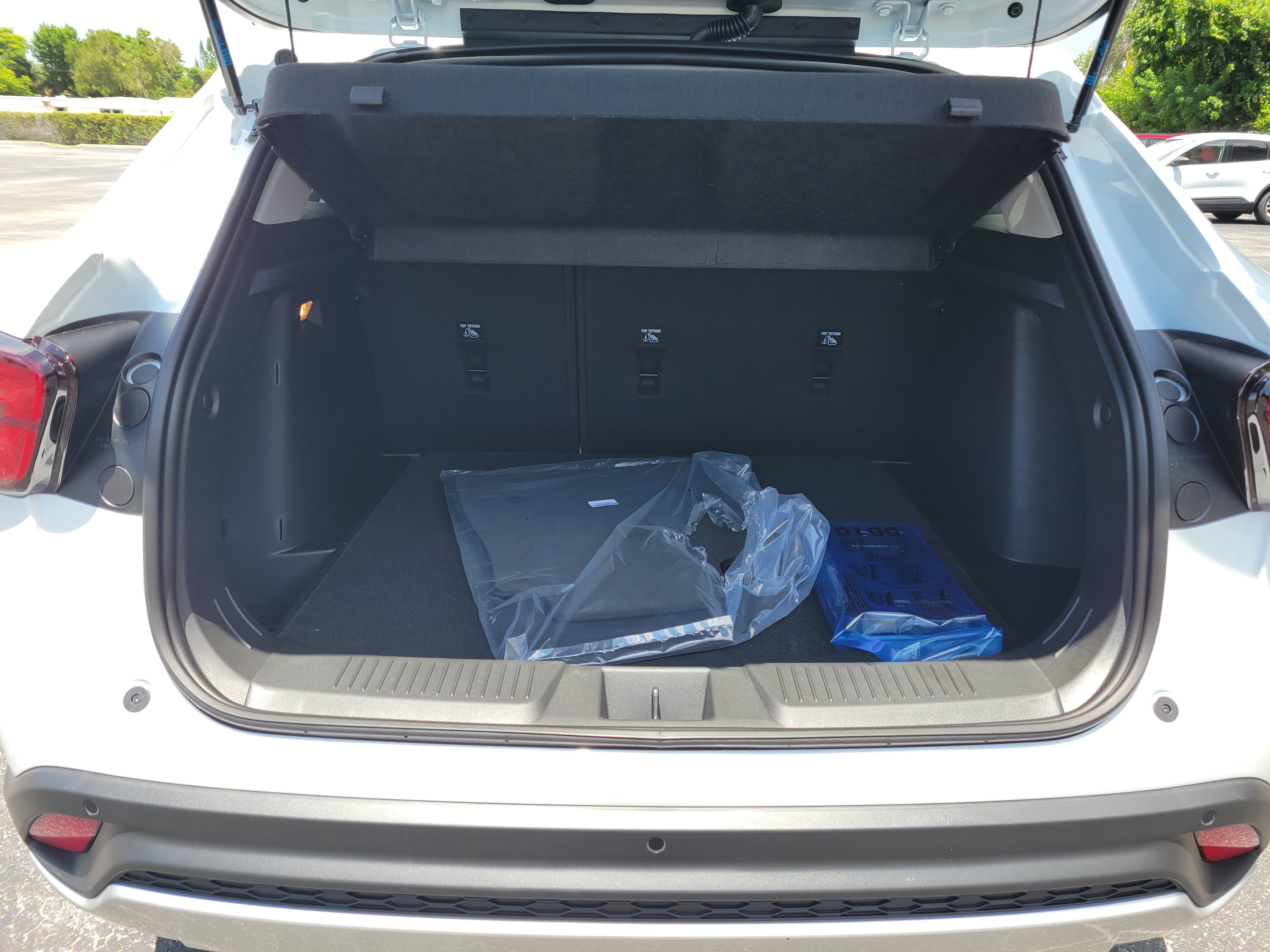 New 2026 Chevrolet Trax LT w/ Driver Confidence Package FWD image 7