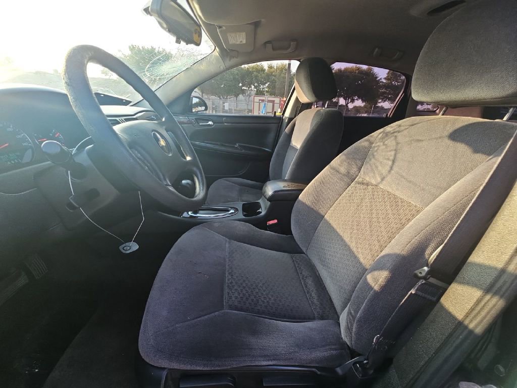 Used 2016 Chevrolet Impala LT image 9