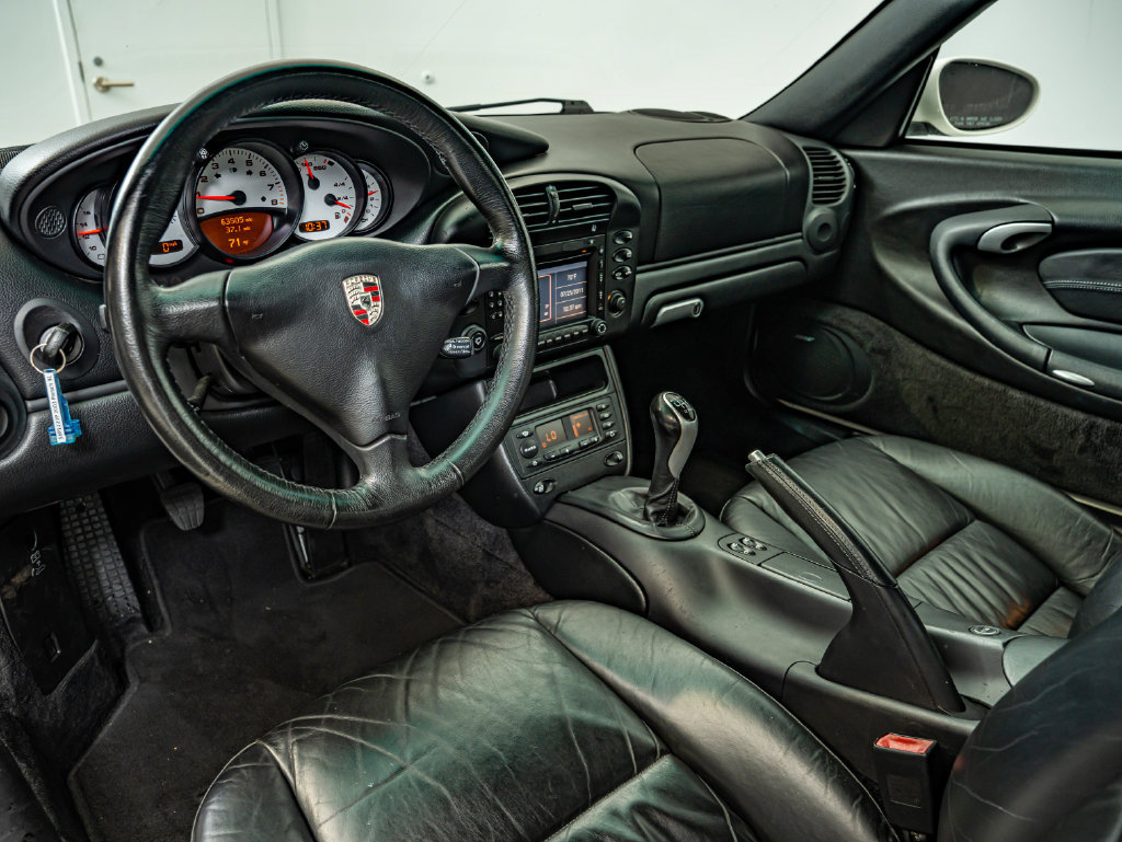 Used 2003 Porsche 911 Carrera RWD image 4