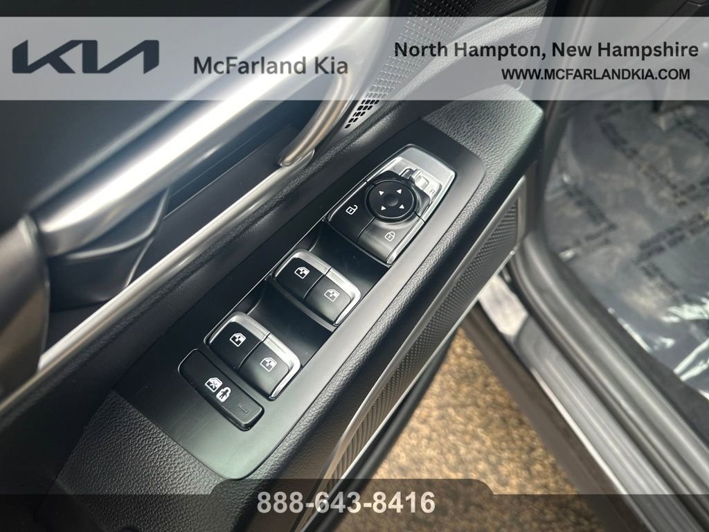 Used 2024 Kia Telluride S w/ S Sunroof Package image 12