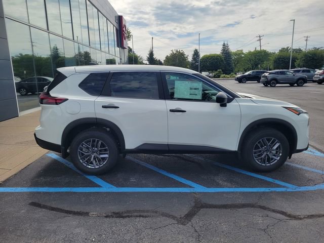 New 2026 Nissan Rogue S image 2