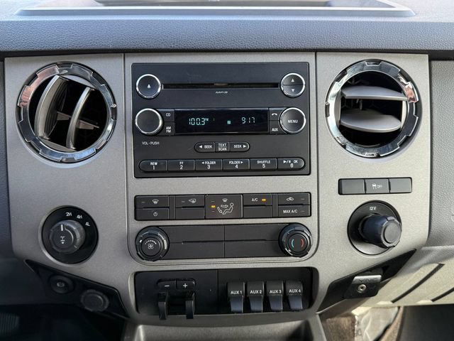 Used 2016 Ford F350 XLT w/ XLT Premium Package AWD/4WD image 10