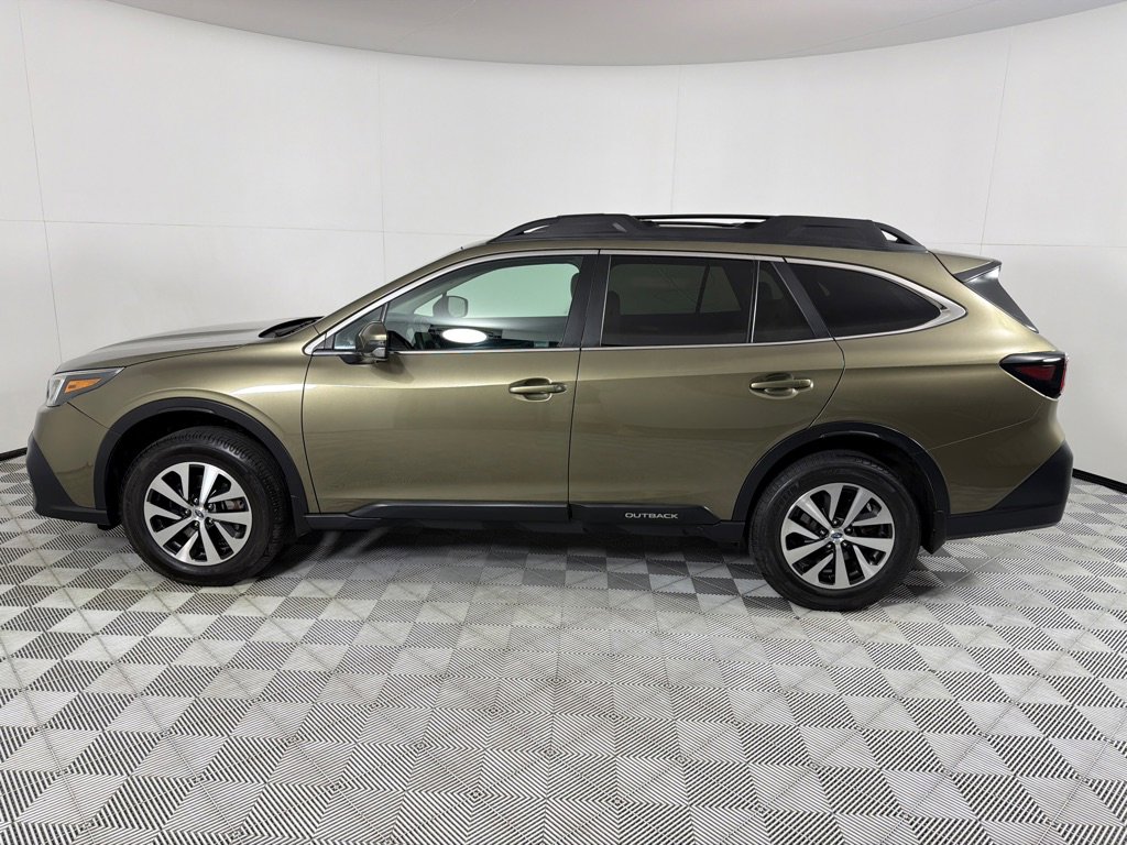 Used 2020 Subaru Outback Premium image 6