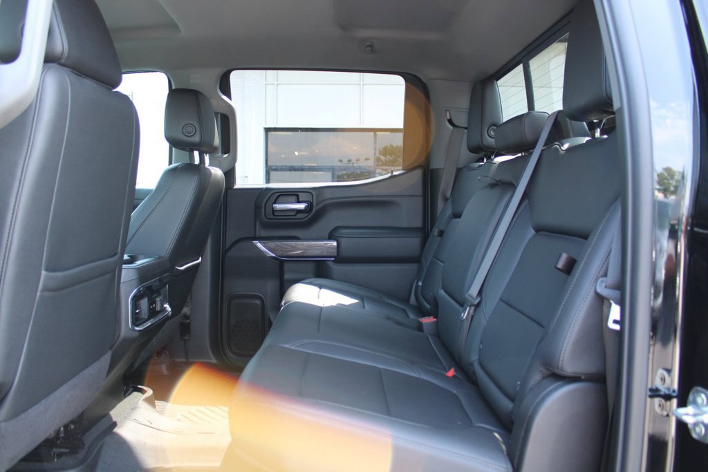 Used 2022 Chevrolet Silverado 1500 LTZ AWD/4WD image 11