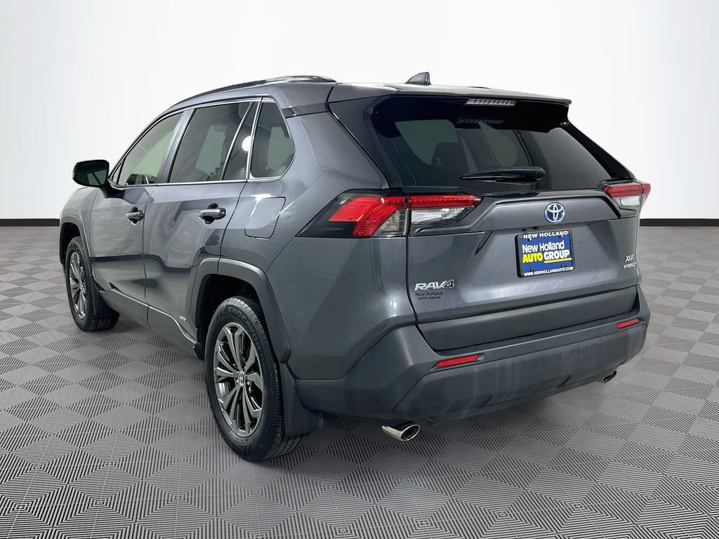Used 2024 Toyota RAV4 XLE Premium w/ Weather Package AWD/4WD image 5