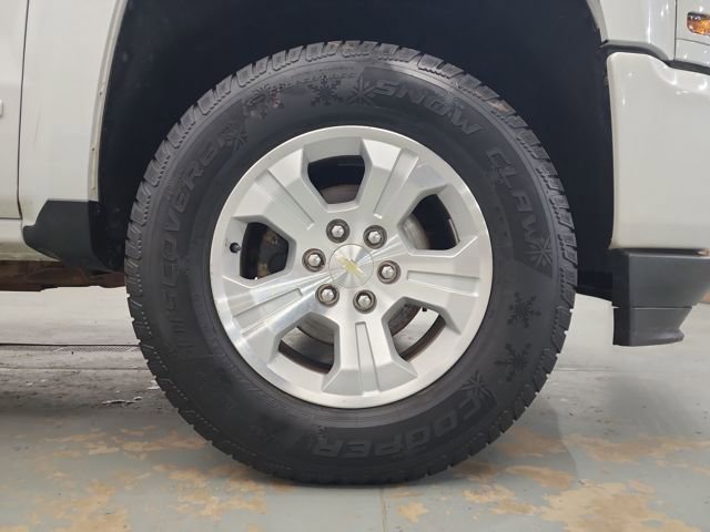 Used 2018 Chevrolet Silverado 1500 LT w/ All Star Edition image 37